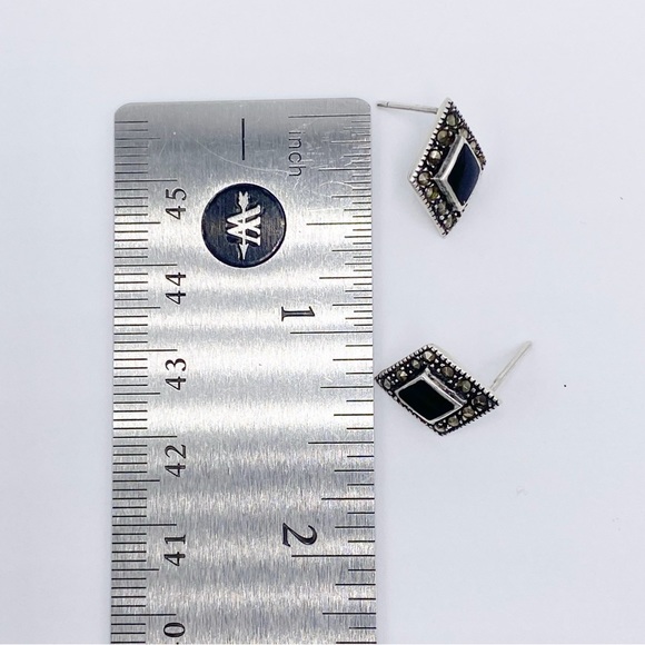 Vintage 925 Sterling Silver Marcasite Black Onyx Post Earrings - Picture 4 of 9